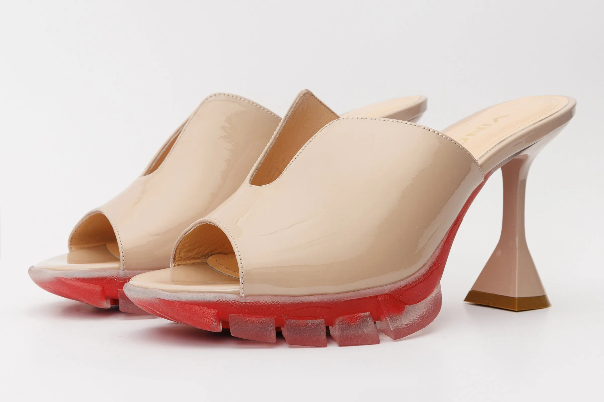 The Caratal Cream Patent Leather Women Sandal